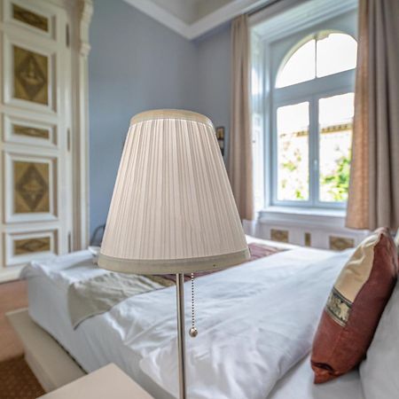 Andrassy Thai Hotel Budapest Ngoại thất bức ảnh