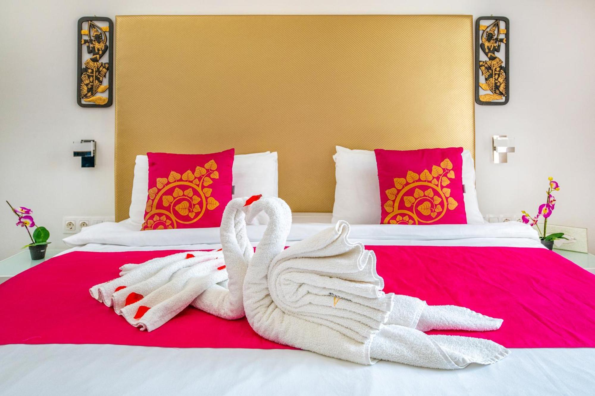 Andrassy Thai Hotel Budapest Ngoại thất bức ảnh