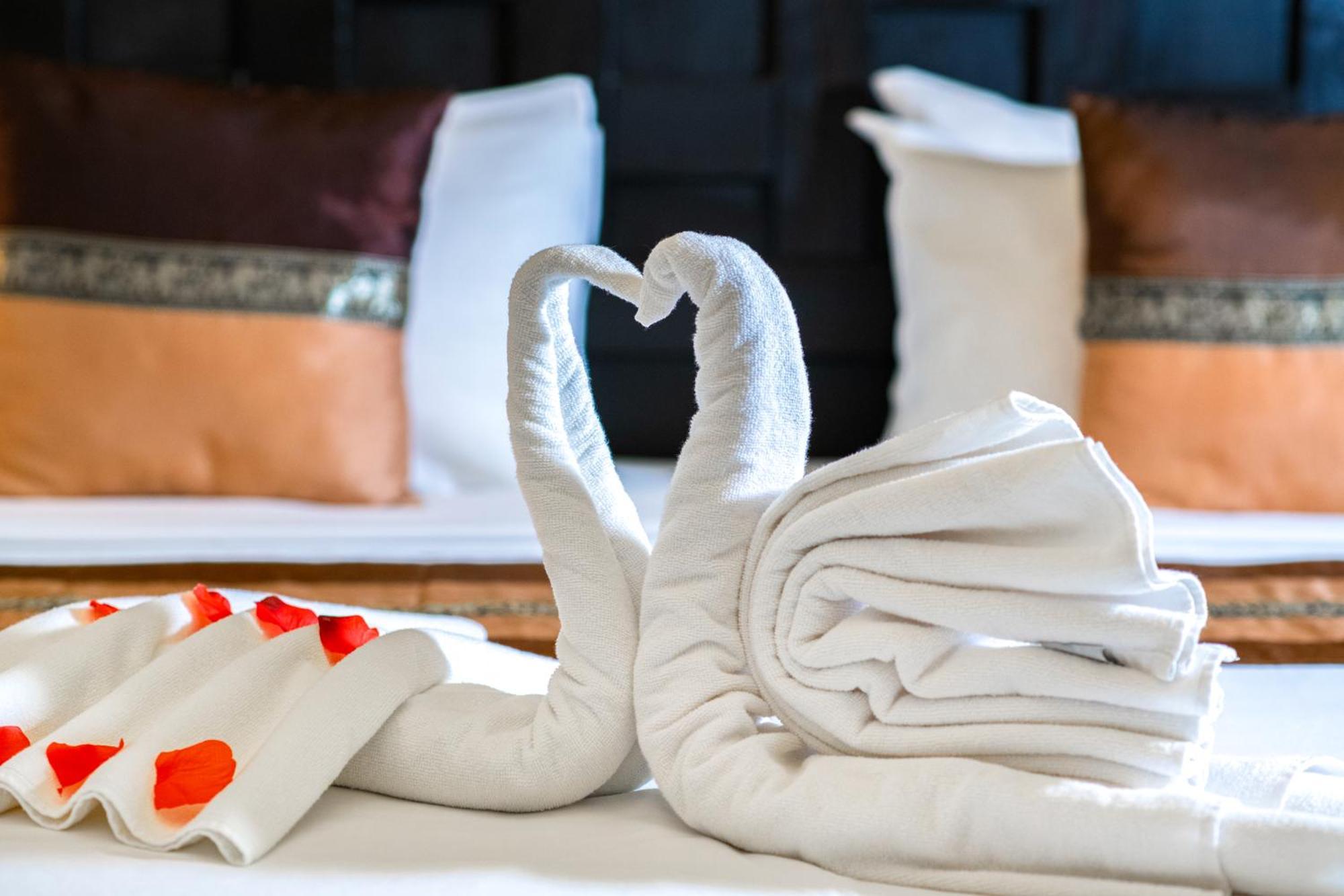 Andrassy Thai Hotel Budapest Ngoại thất bức ảnh