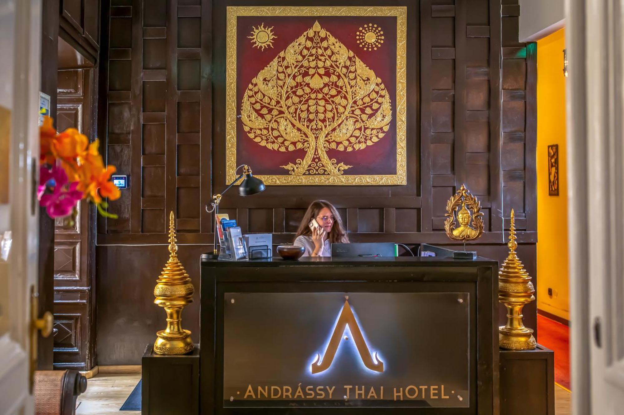Andrassy Thai Hotel Budapest Ngoại thất bức ảnh