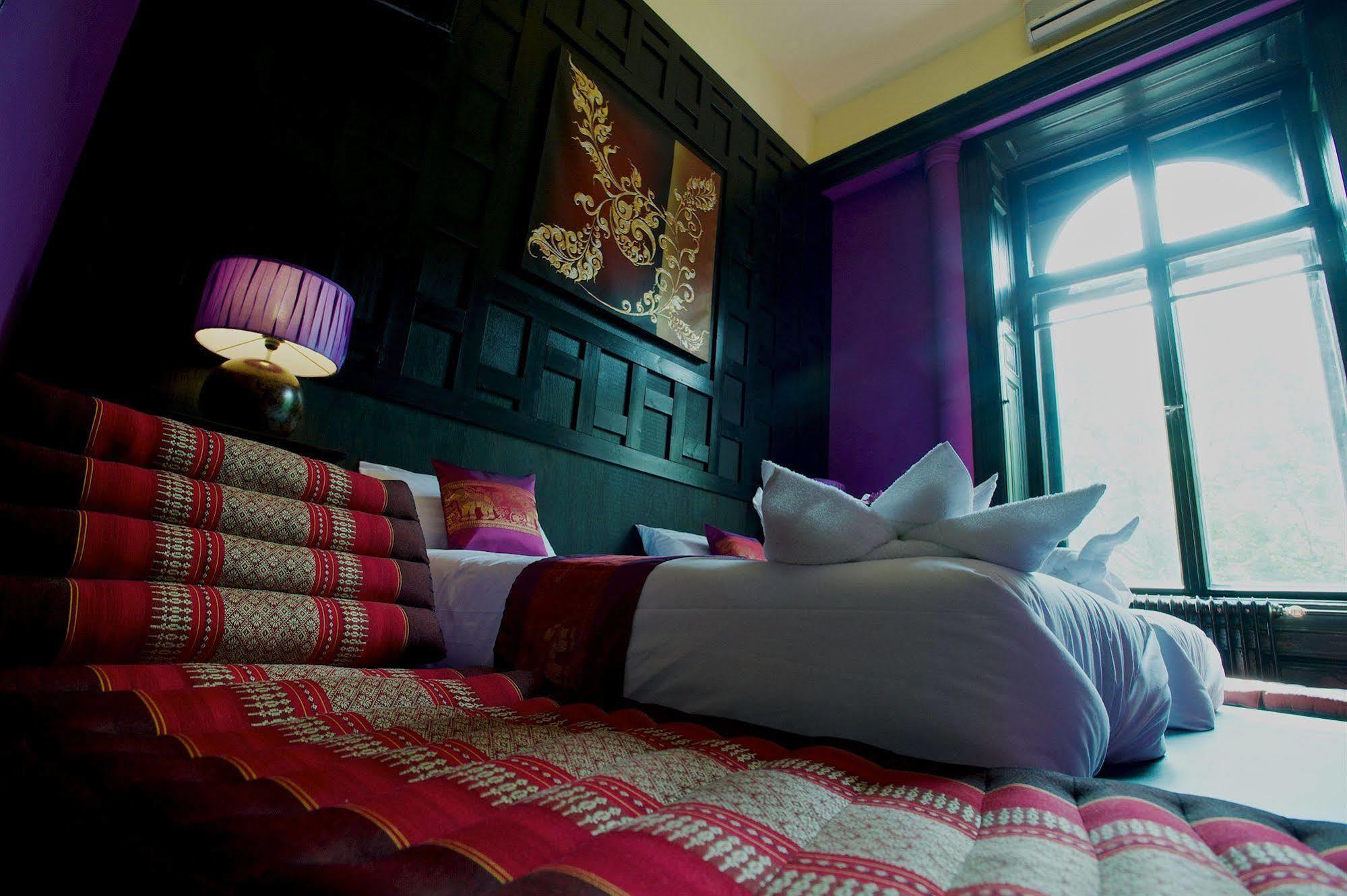 Andrassy Thai Hotel Budapest Ngoại thất bức ảnh